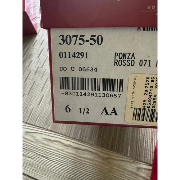 Ferragamo nabuck calf loafer in red suede - Picture 7 of 7